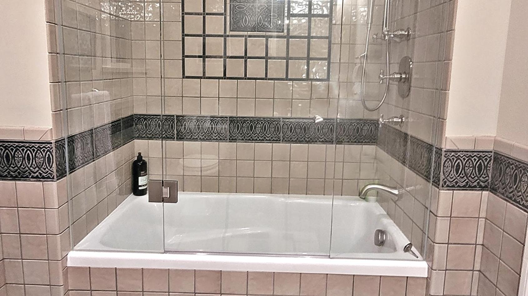 Suite Smart West Vancouver Eksteriør billede